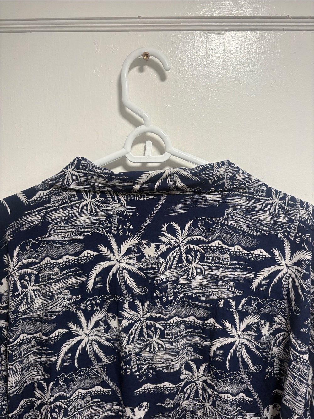 Big Dogs Shirt - Picture 5 of 10
